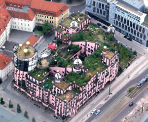 Hundertwasserhaus in Magdeburg in der Nähe des ElbRivera Hotel Magdeburg