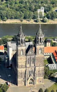 Domzu Magdeburg aus der Luft