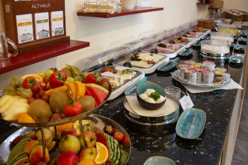 Frühstücksbufett im ElbRivera Hotel Magdeburg